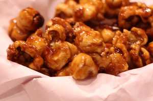 Julie’s Krunchy Karmel Korn Mix Recipe