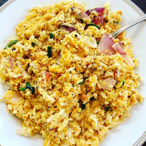 Dutch Oven Breakfast Pizza