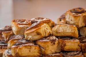 Easy Caramel Rolls Recipe